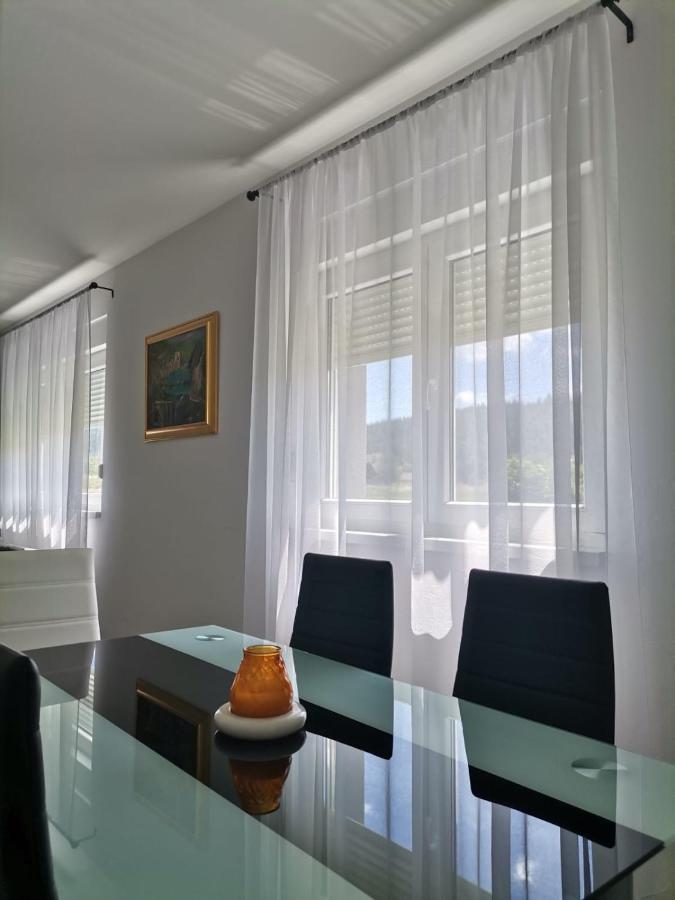 Apartamento Kuca Za Odmor Roby Saborsko Exterior foto